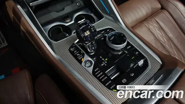 BMW X6 2023 — ფოტო 15/36