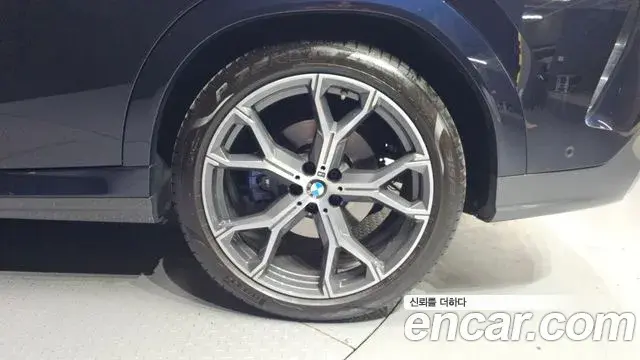 BMW X6 2023 — ფოტო 7/36