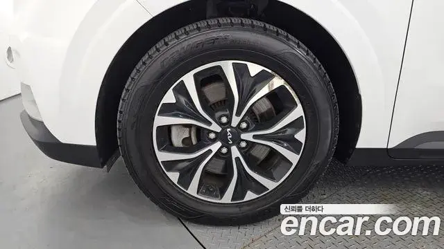 Kia Carnival 2022 — Şəkil 5/20