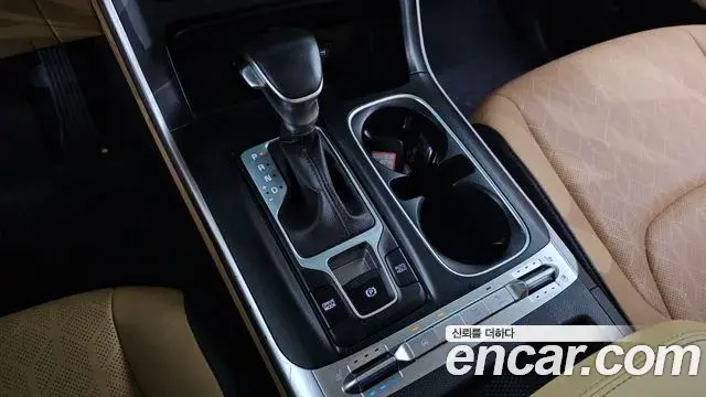 Kia Carnival 2022 — Şəkil 9/20