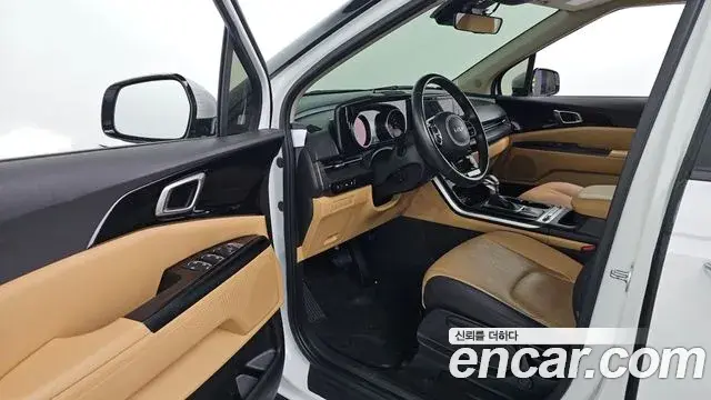 Kia Carnival 2022 — Şəkil 10/20