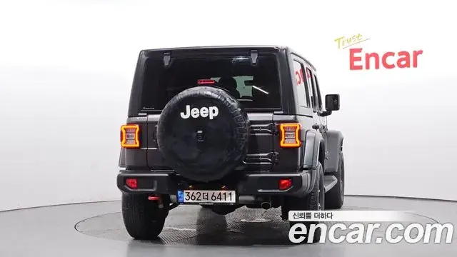 Jeep Wrangler 2021 — Şəkil 16/20