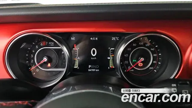 Jeep Wrangler 2021 — Şəkil 19/20