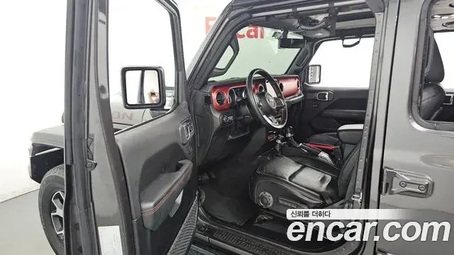 Jeep Wrangler 2021 — Şəkil 15/20