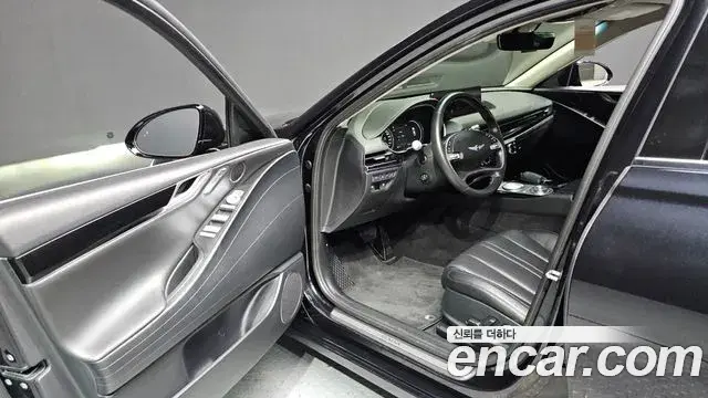Genesis G80 2020 — ფოტო 25/31