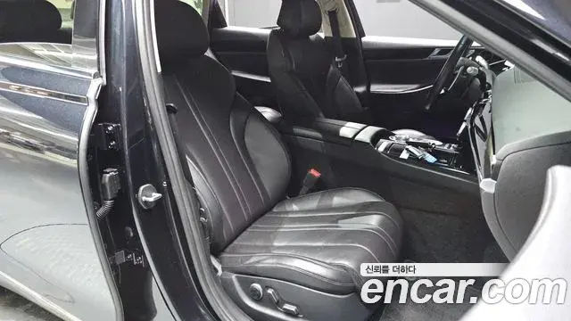 Genesis G80 2020 — ფოტო 15/31