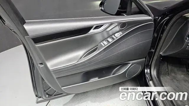 Genesis G80 2020 — ფოტო 17/31