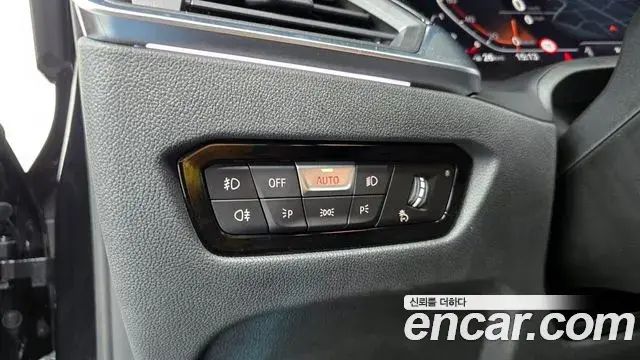 BMW 4 Series 2022 — Photo 31/35