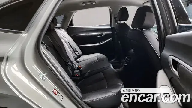 Hyundai Sonata 2022 — Фото 11/20