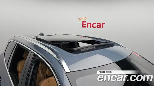 Volvo XC90 2021 — Şəkil 12/31