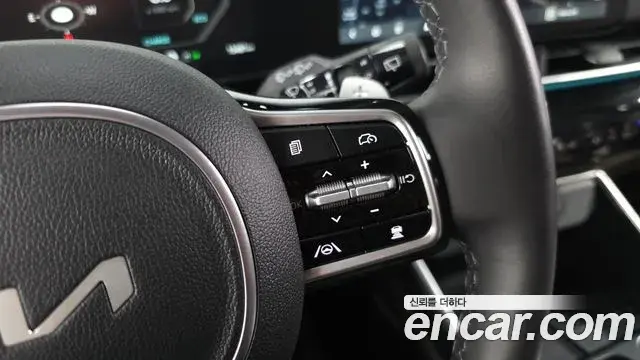 Kia Carnival 2024 — Photo 34/38