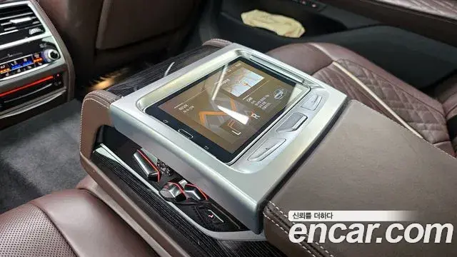 BMW 7 Series 2020 — Şəkil 8/20
