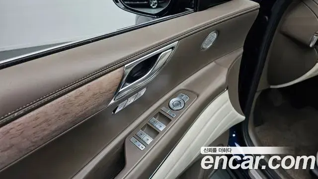 Genesis GV80 2021 — ფოტო 8/20