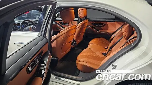 Mercedes-Benz S-Class 2022 — Фото 11/20
