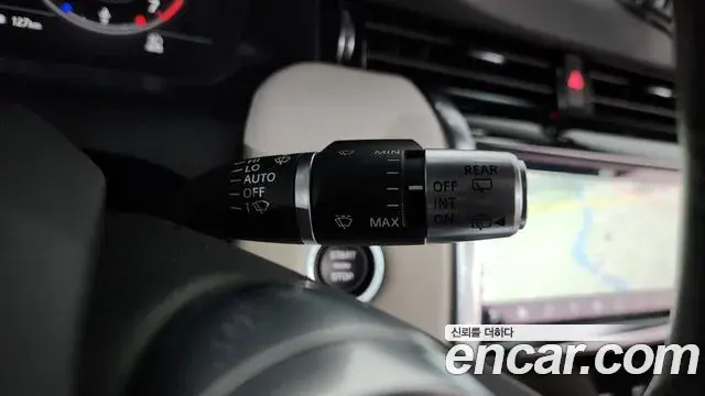 Land Rover Discovery Sport 2020 — Photo 3/35
