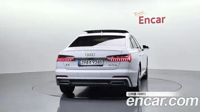 Audi A6 2021 — ფოტო 11/33