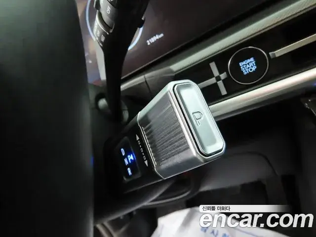 Hyundai Santa Fe 2024 — ფოტო 2/20