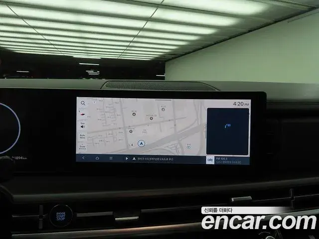 Hyundai Santa Fe 2024 — ფოტო 16/20