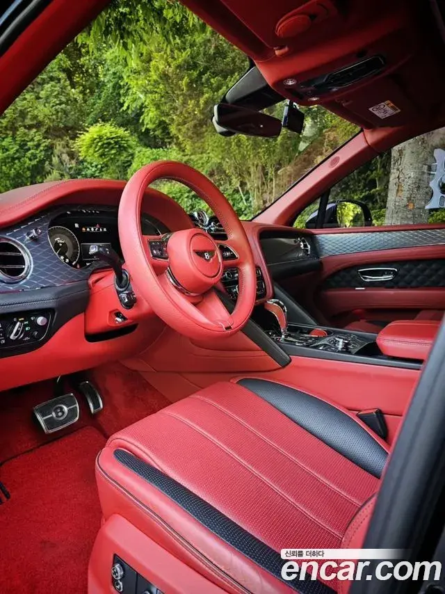 Bentley Bentayga 2022 — Şəkil 15/20
