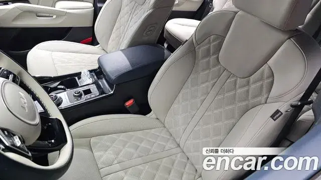 Kia Sorento 2023 — Photo 22/38