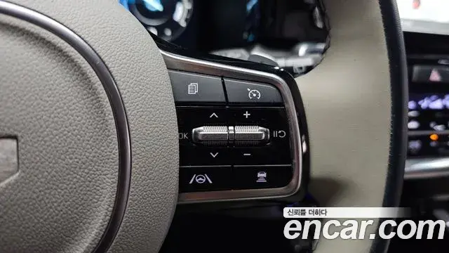 Kia Sorento 2023 — Photo 13/38