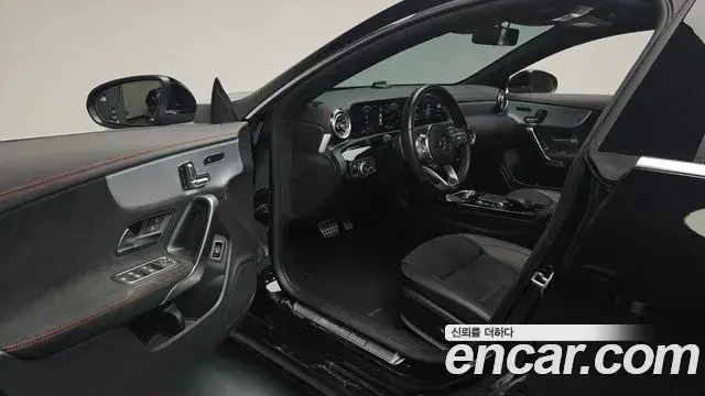 Mercedes-Benz CLA-Class 2021 — Фото 10/20