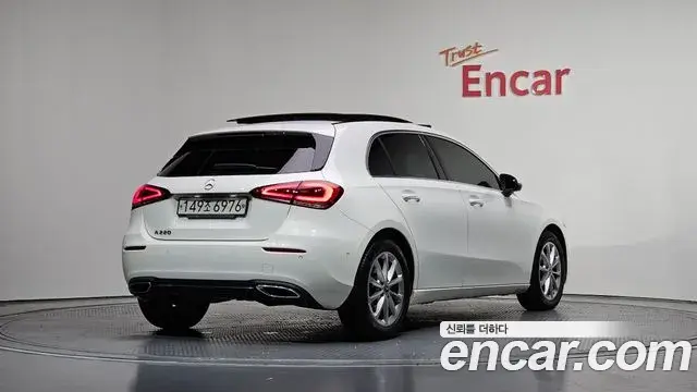 Mercedes-Benz A-Class 2019 — Photo 12/29