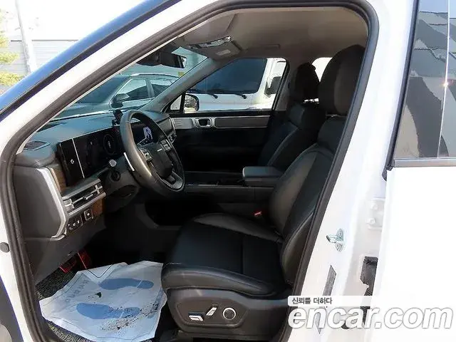 Hyundai Santa Fe 2024 — ფოტო 17/20