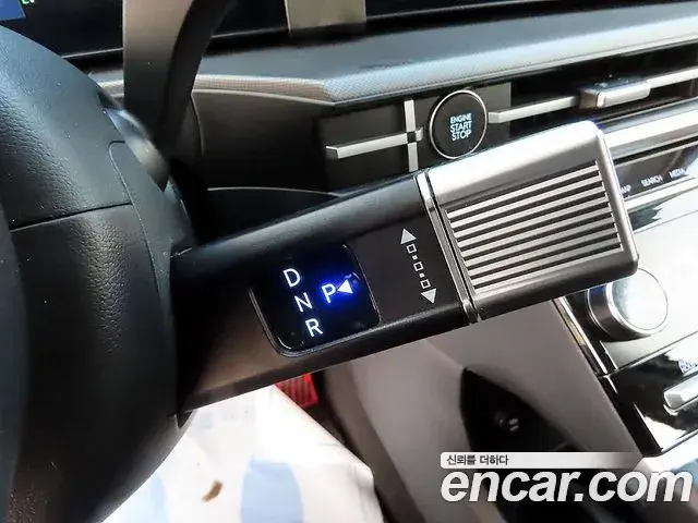 Hyundai Santa Fe 2024 — ფოტო 9/20