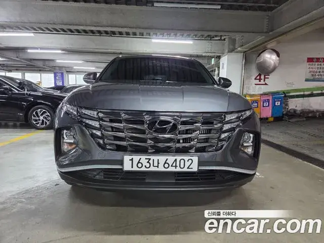 Hyundai Tucson Hybrid 2022 — ფოტო 18/20