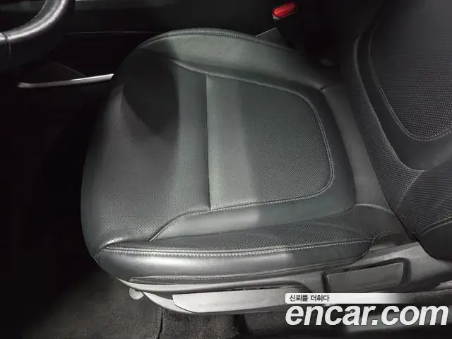 Hyundai Tucson Hybrid 2022 — ფოტო 11/20