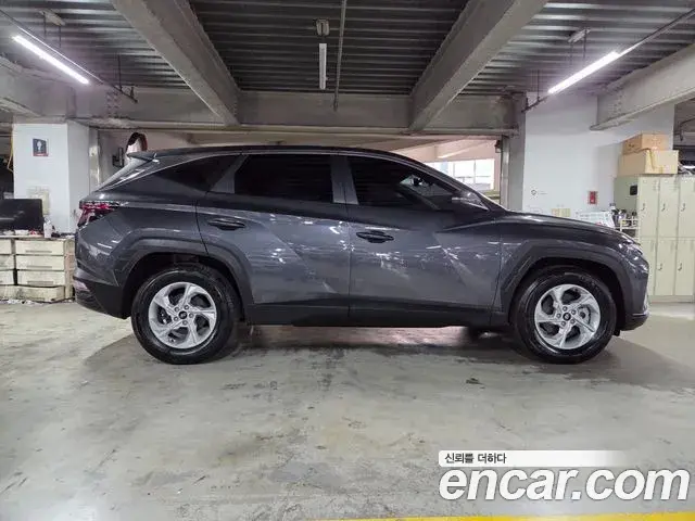 Hyundai Tucson Hybrid 2022 — ფოტო 9/20