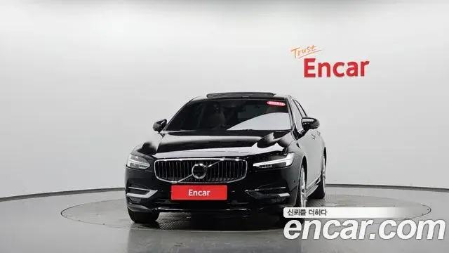 Volvo S90 2019 — Photo 4/32