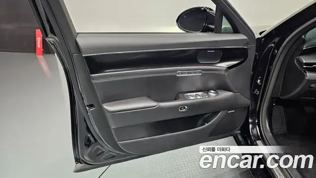 Genesis G90 2023 — ფოტო 4/34