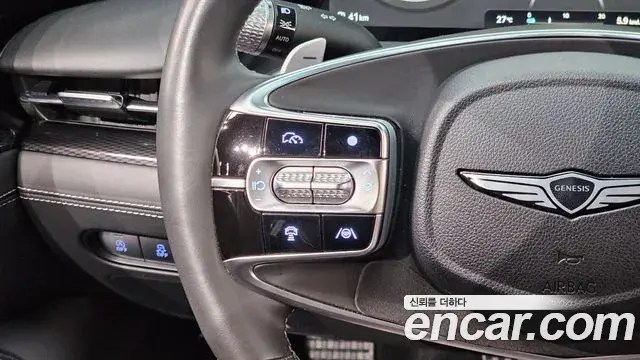 Genesis G90 2023 — ფოტო 29/34