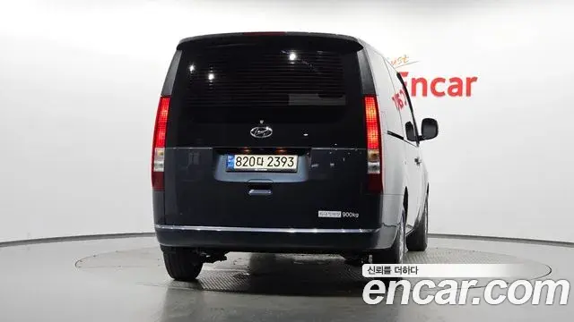 Hyundai Staria 2023 — Фото 4/20