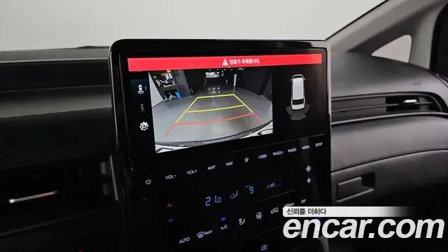 Hyundai Staria 2023 — Фото 13/20