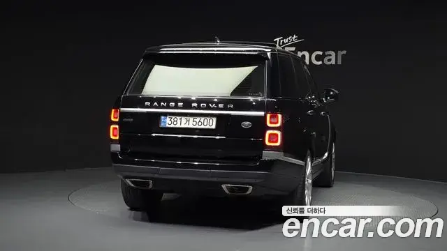 Land Rover Range Rover 2018 — ფოტო 4/35