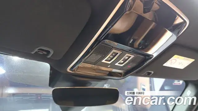 Land Rover Range Rover 2018 — ფოტო 6/35