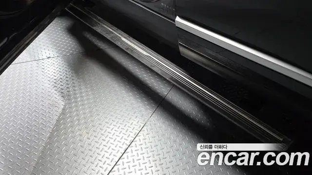 Land Rover Range Rover 2018 — ფოტო 9/35