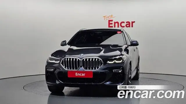 BMW X6 2021 — ფოტო 25/33