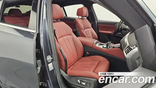 BMW X6 2021 — ფოტო 21/33