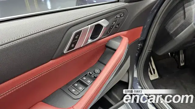 BMW X6 2021 — ფოტო 8/33