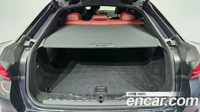 BMW X6 2021 — ფოტო 22/33