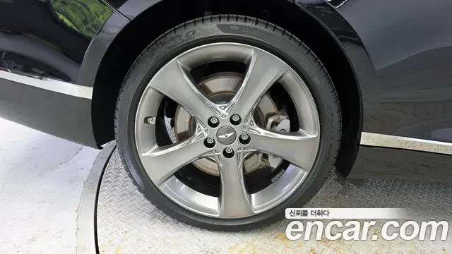 Genesis G80 2023 — Şəkil 16/31