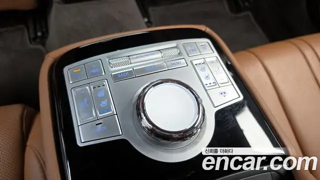 Genesis G80 2023 — Şəkil 22/31