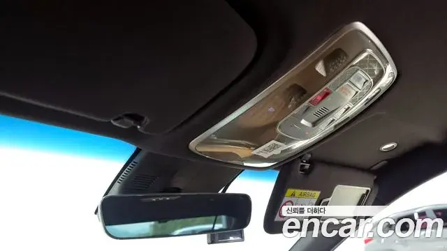 Genesis G80 2023 — Şəkil 23/31