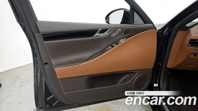 Genesis G80 2023 — Şəkil 25/31