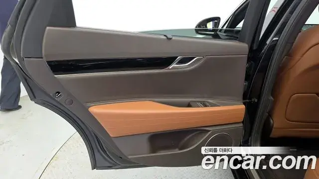 Genesis G80 2023 — Şəkil 1/31