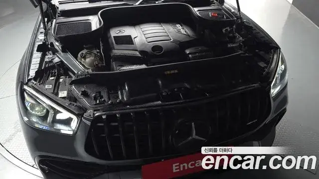 Mercedes-Benz GLE-Class 2021 — Photo 12/33